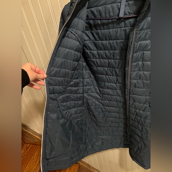 lululemon pack it down jacket - Picture 6 of 8